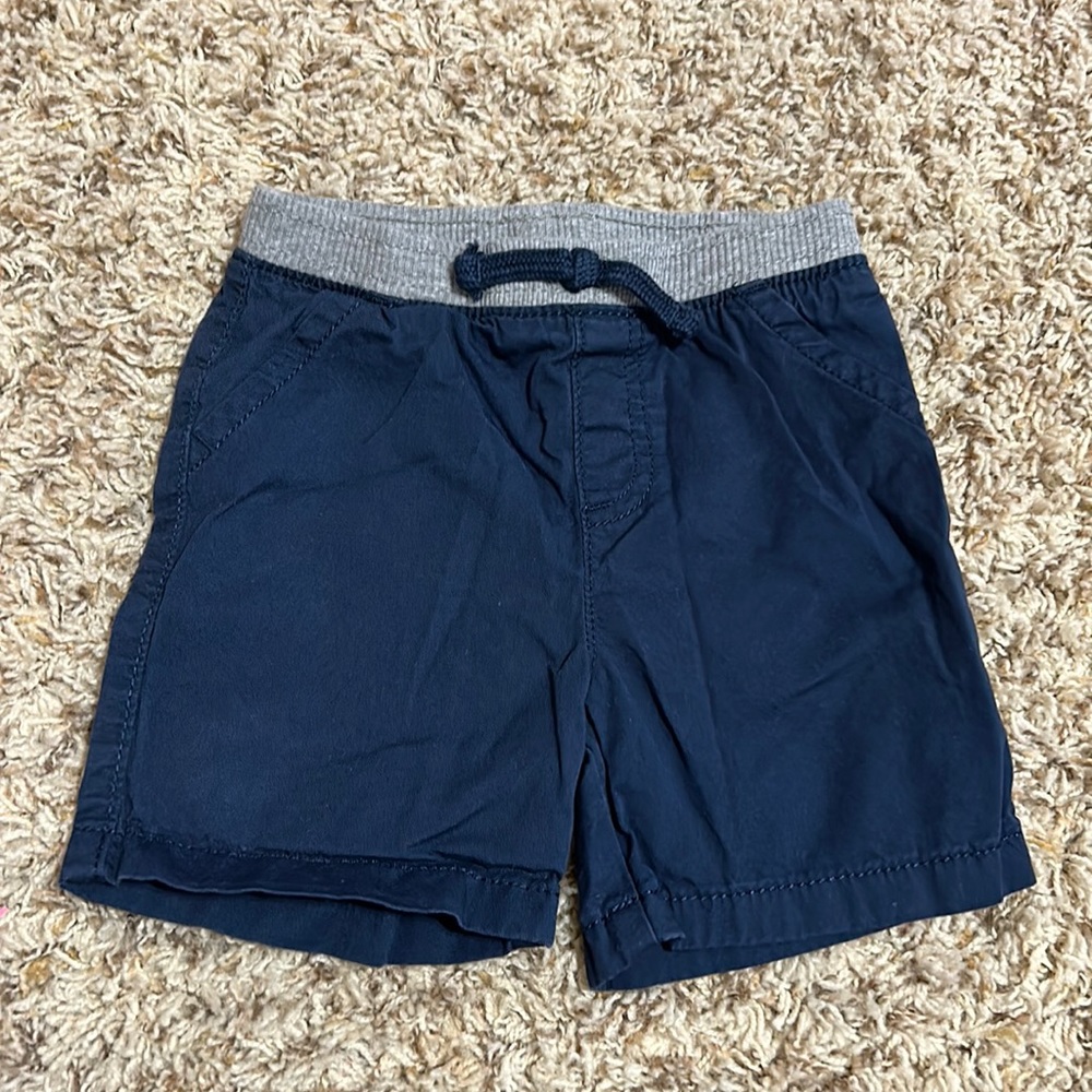 Navy shorts stretchy waistband